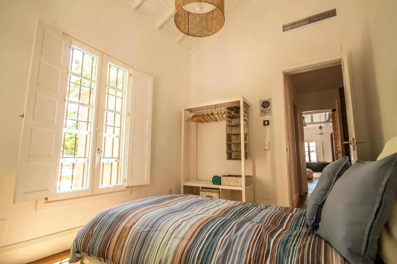 Villa Regionalista 1919: Seaside Retreat with Heated Pool Malaga 0*,