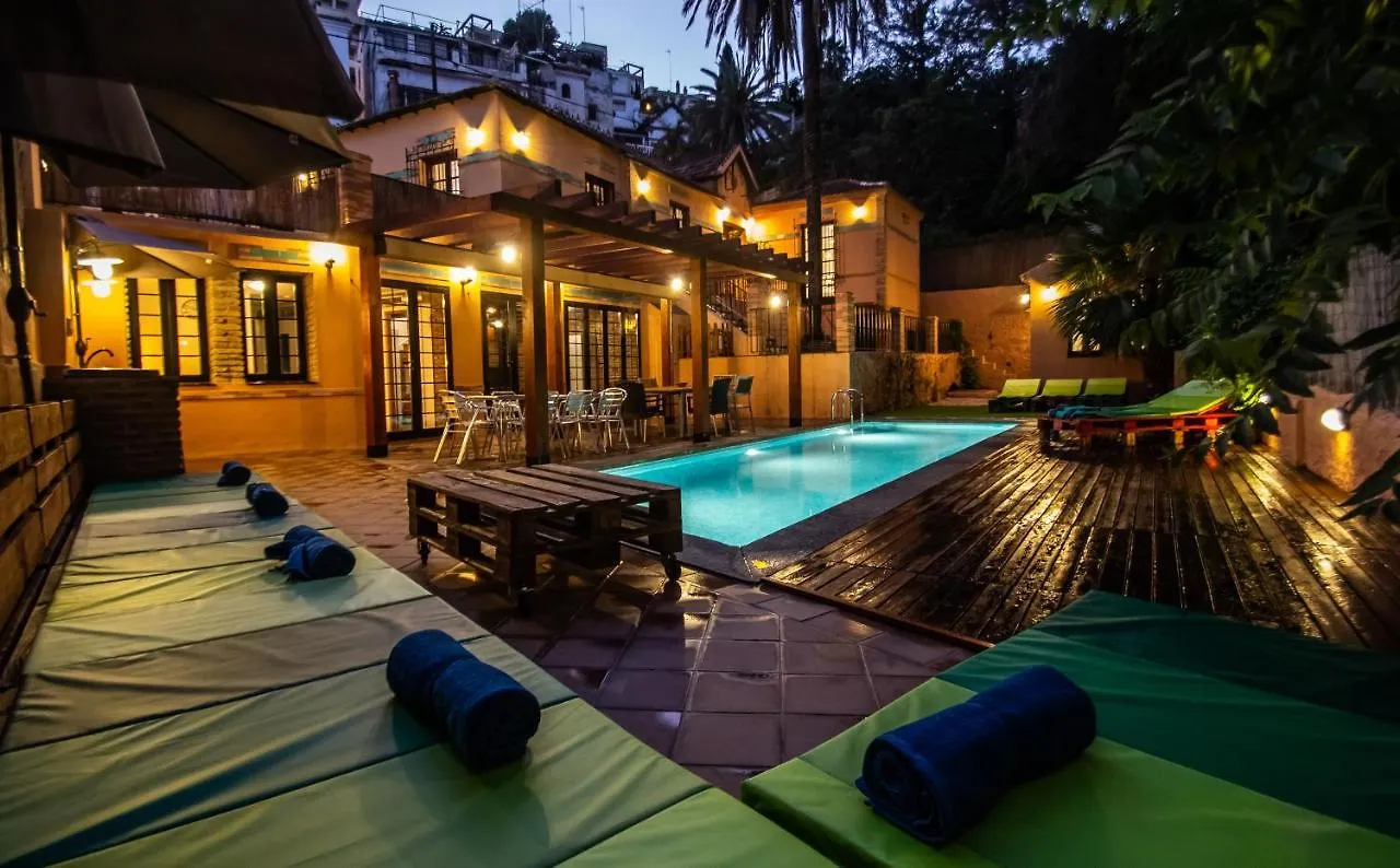Villa Regionalista 1919: Seaside Retreat with Heated Pool Malaga