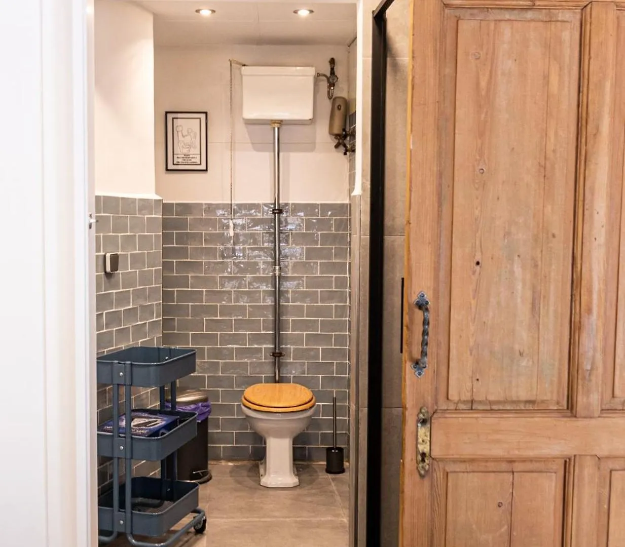 Villa Regionalista 1919: Seaside Retreat with Heated Pool Malaga