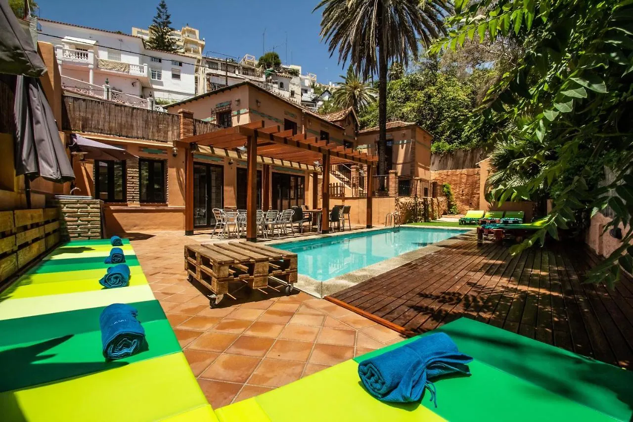 Villa Regionalista Principios Siglo XX 1919 -Pedregalejo-Banos Del Carmen-A Unos Metros Del Mar!!! Piscina Climatizada Bajo Peticion Málaga