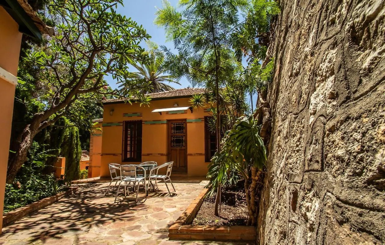 Villa Regionalista Principios Siglo XX 1919 -Pedregalejo-Banos Del Carmen-A Unos Metros Del Mar!!! Piscina Climatizada Bajo Peticion Málaga